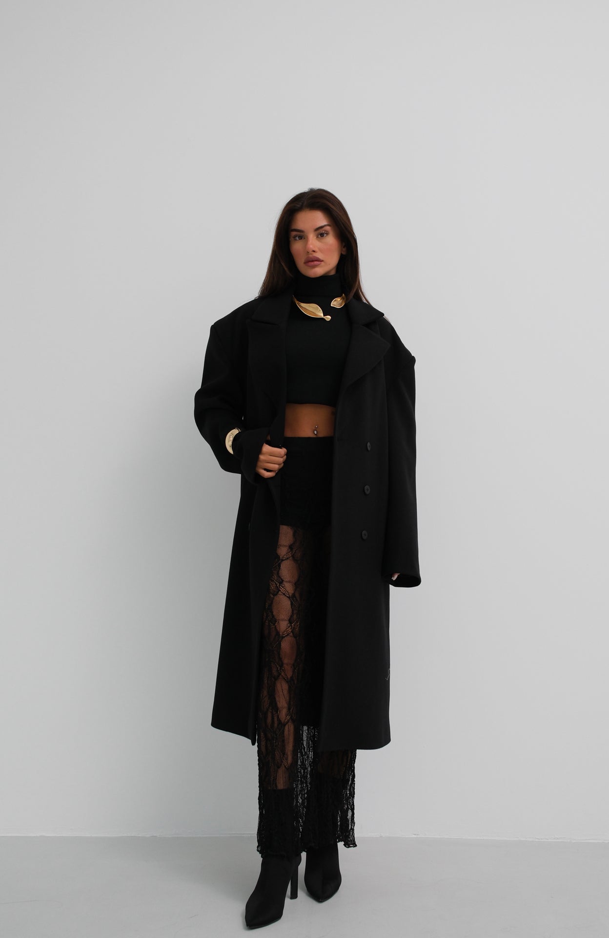 Tijdloze oversized zwarte maxi-jas