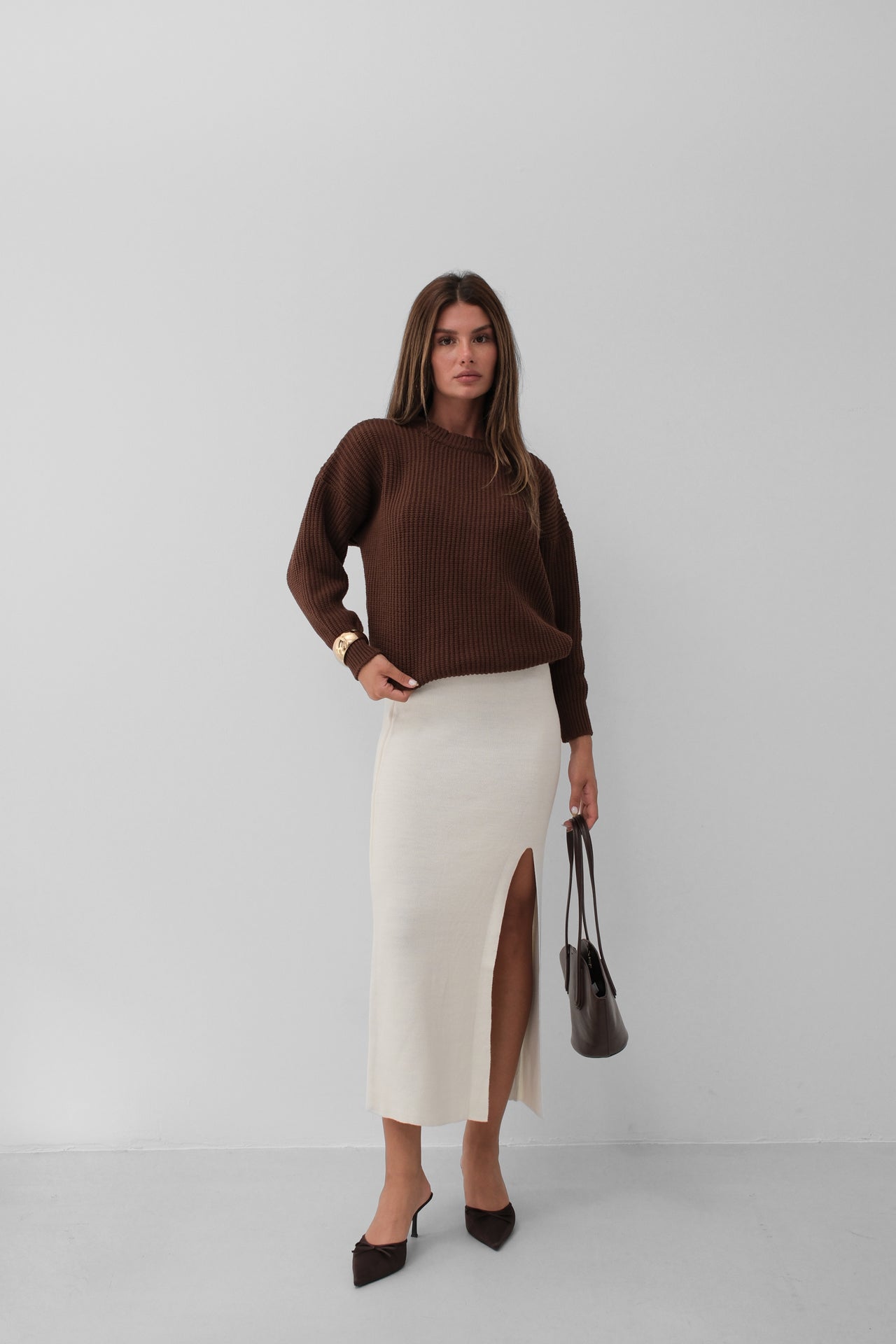 Chic Brown Ribbed Sweater