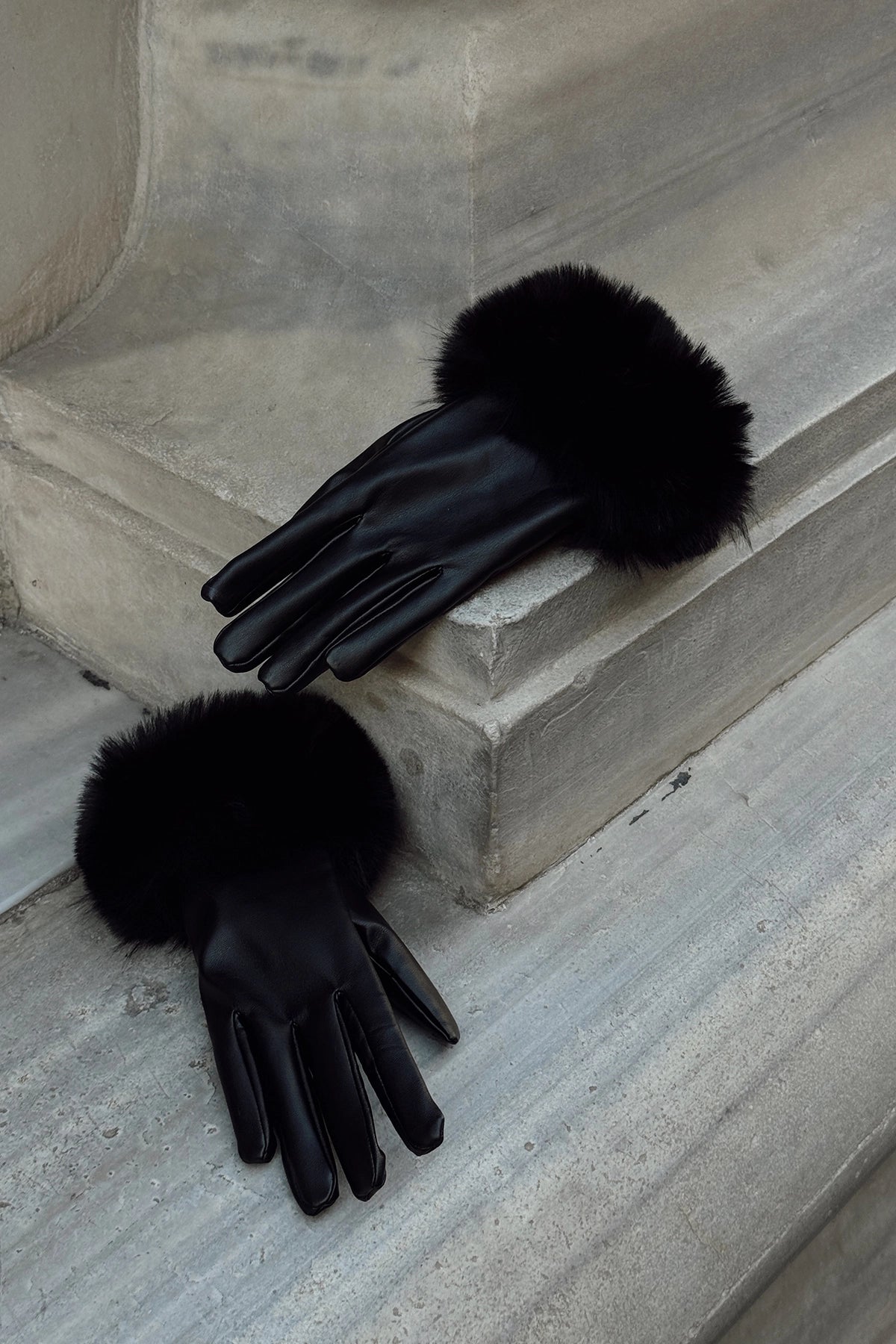 Elevate Your Winter Elegance with Black Leather Gloves